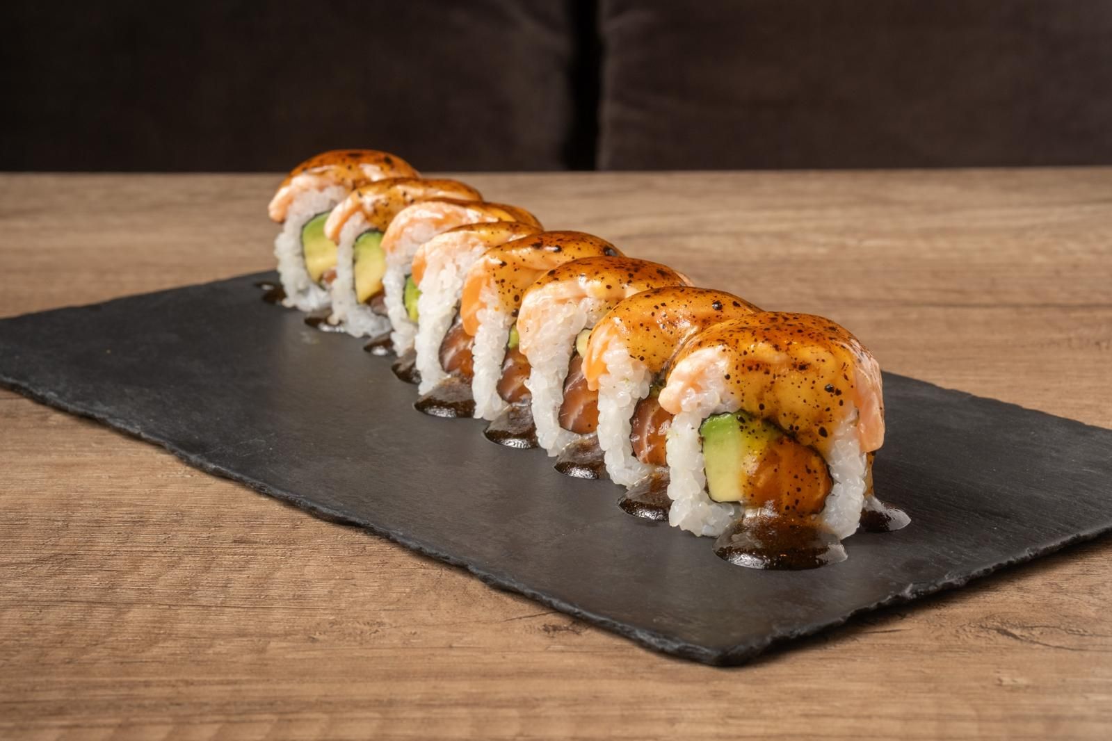 Salmón y trufa roll